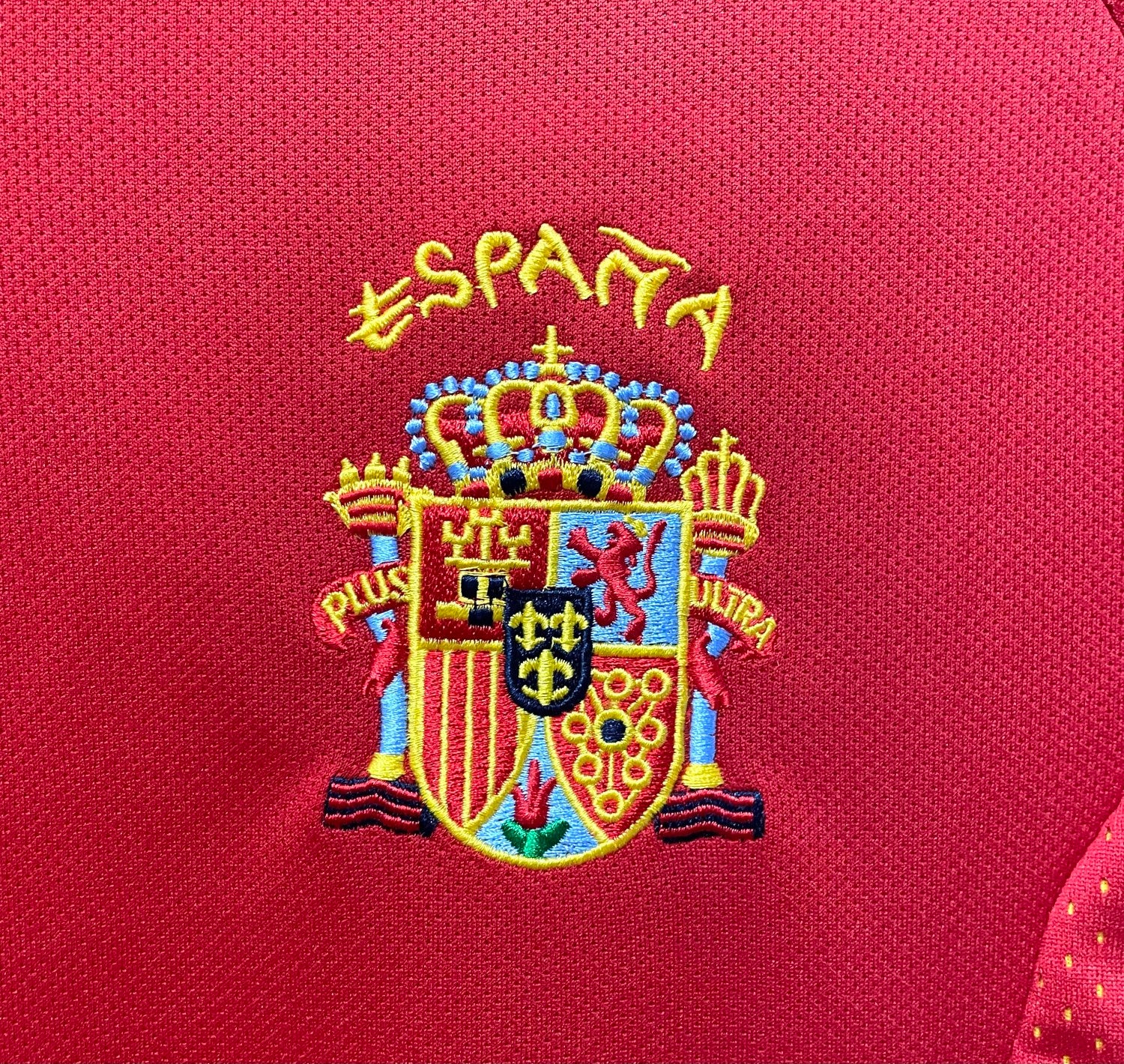 Spain Home Retro Jersey 2002/04