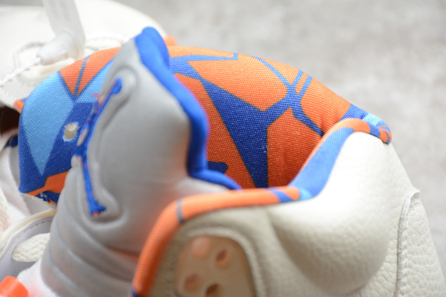 Air Jordan 5 “International Flight” 136027-148