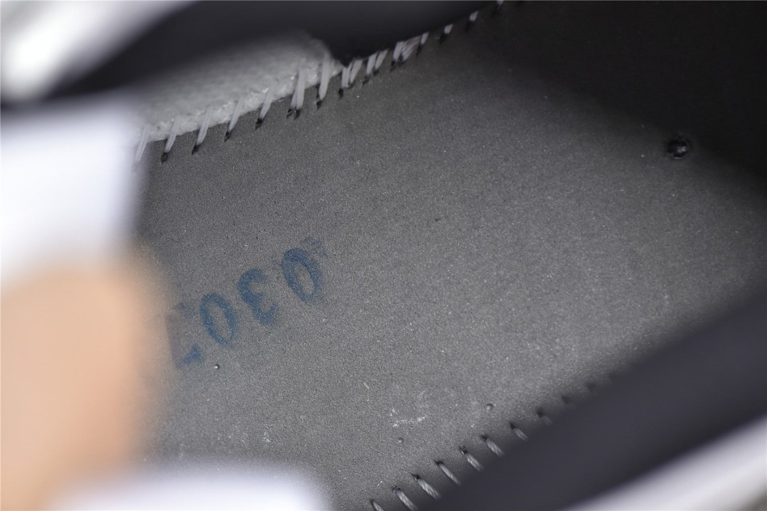 Air Jordan Retro 11 Low “Legend Blue” AV2187-117