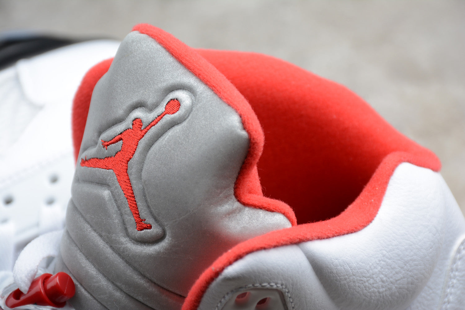 Air Jordan 5 “Fire Red” DA1911-102