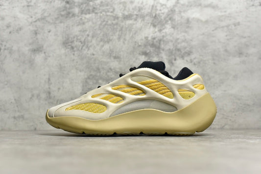 Yeezy Boost 700 V3 “Srphym” G54853