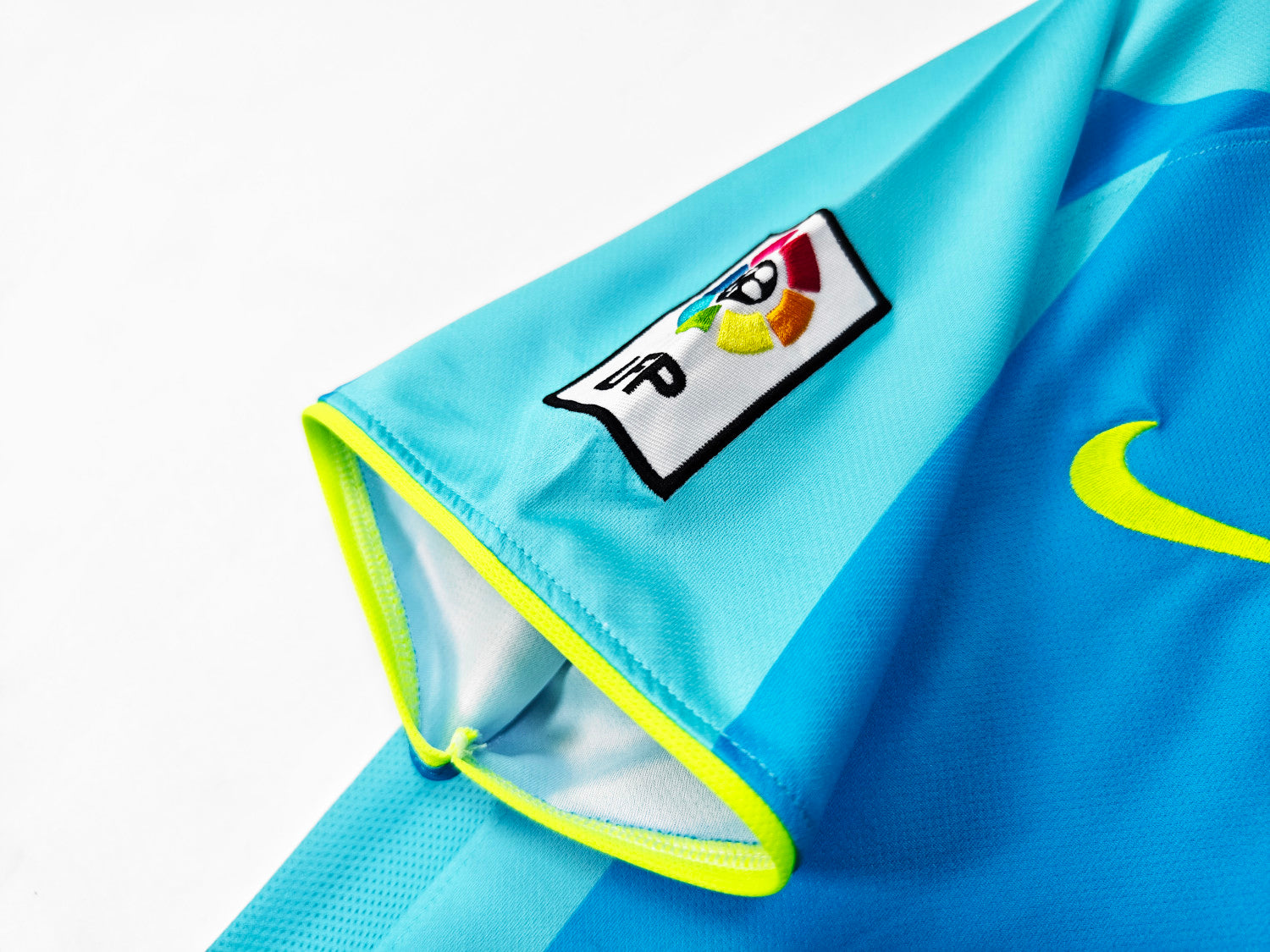 Barcelona Away Retro Jersey 2007/08