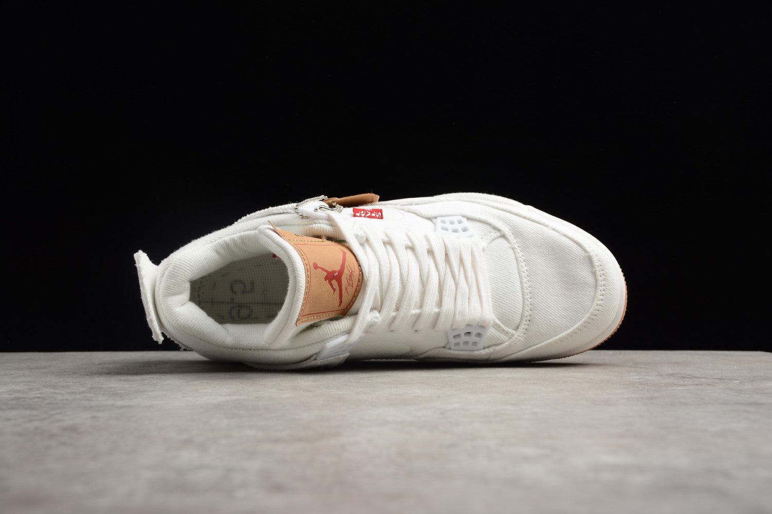 Levi's x Air Jordan 4 “White” AO2571-100