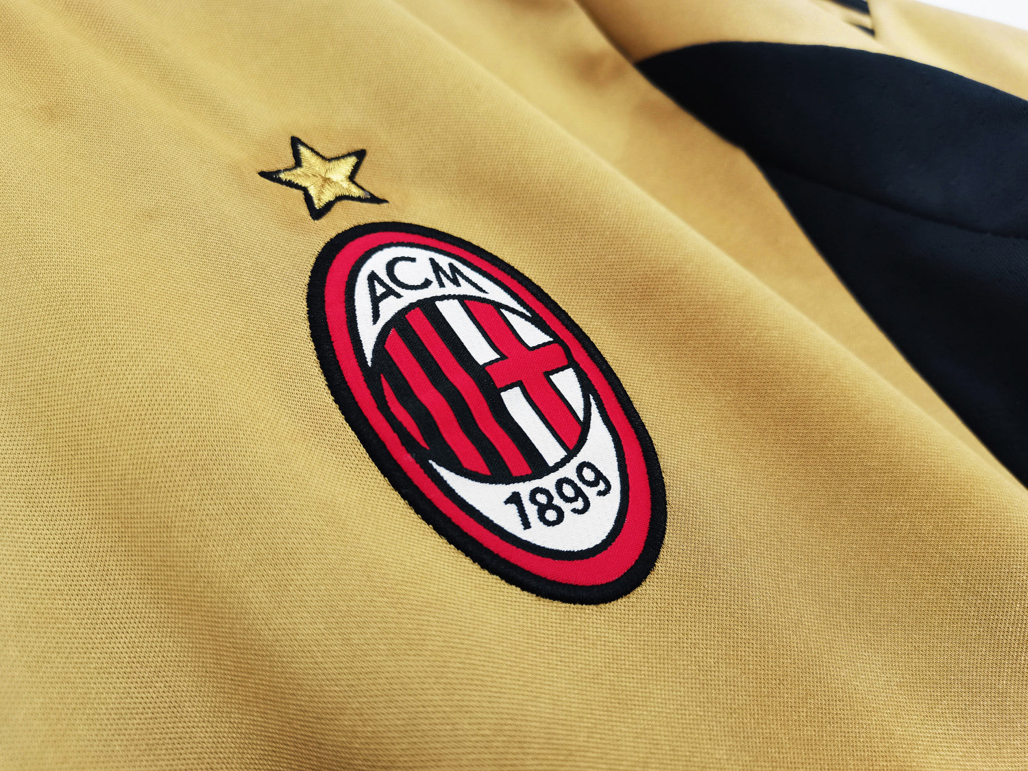 AC Milan Third Retro Jersey 2013/14