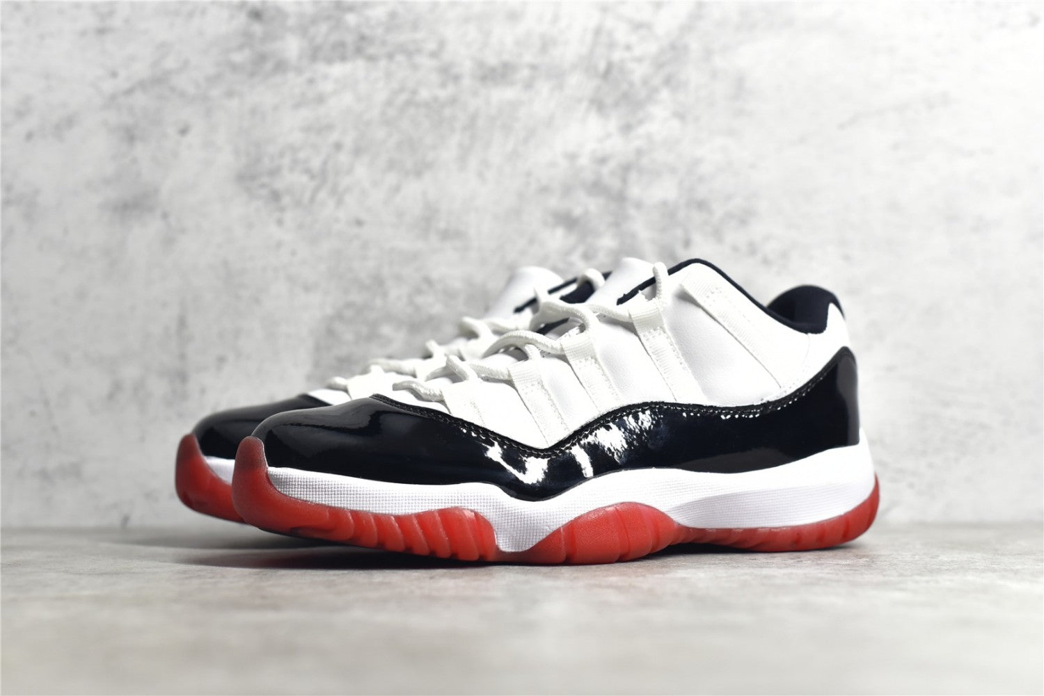 Air Jordan 11 Low Black Red AV2187-160