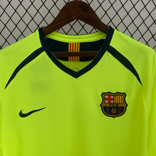 Barcelona Away Long Sleeve Retro Jersey 2005/06