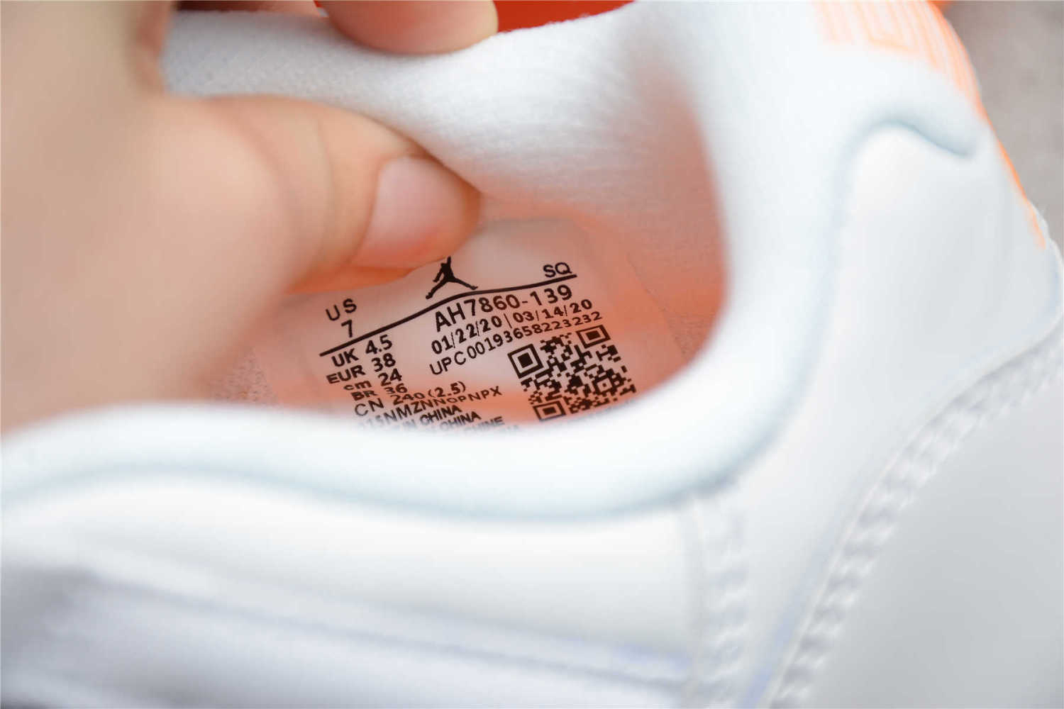 Air Jordan 11 Low ’Bright Citrus’ WMNS AJ11 AH7860-139