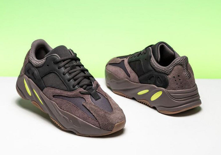 Kanye West x Adidas Yeezy Runner Boost 700 “Mauve” EE9614