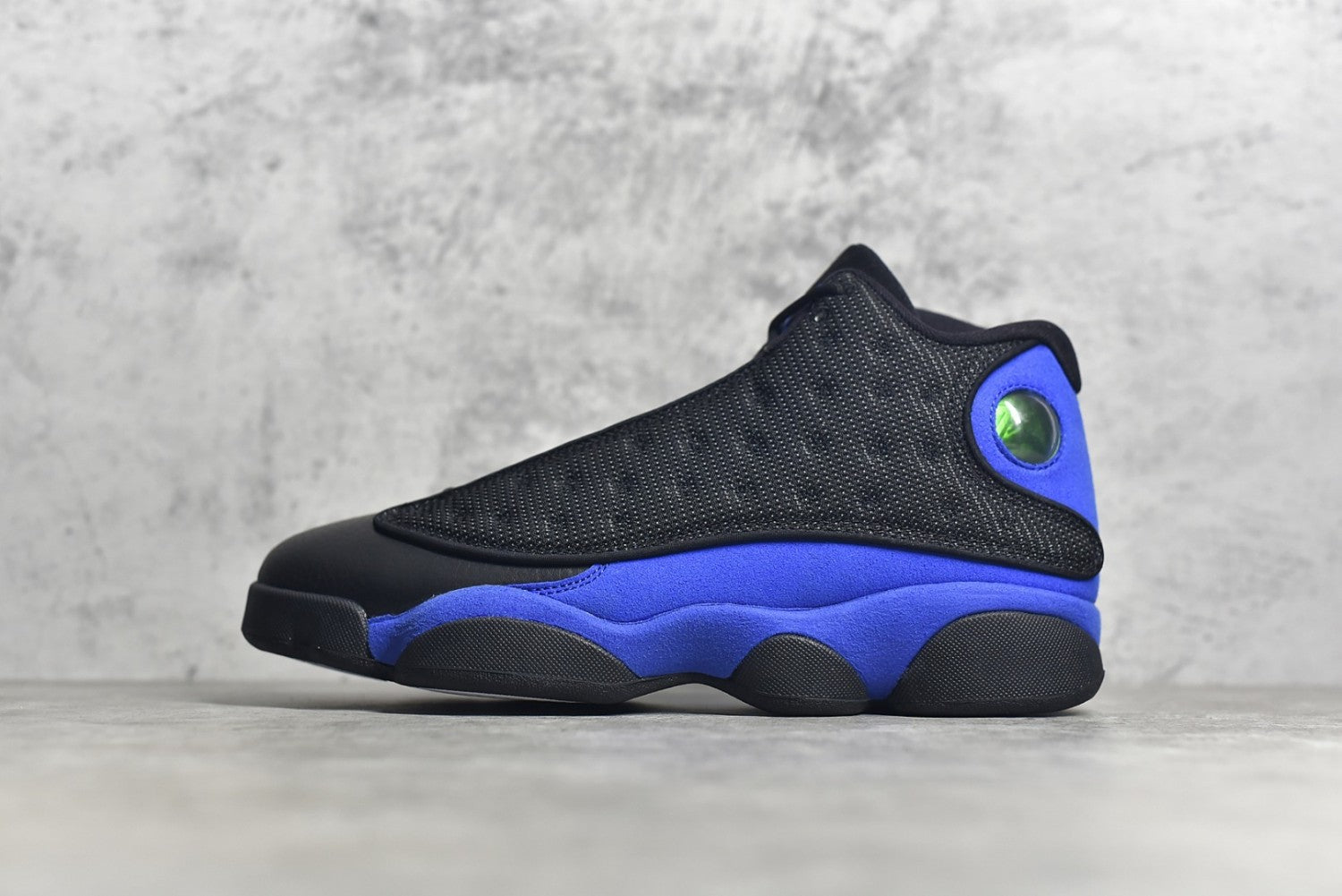 Air Jordan 13 “Hyper Royal” 414571-040