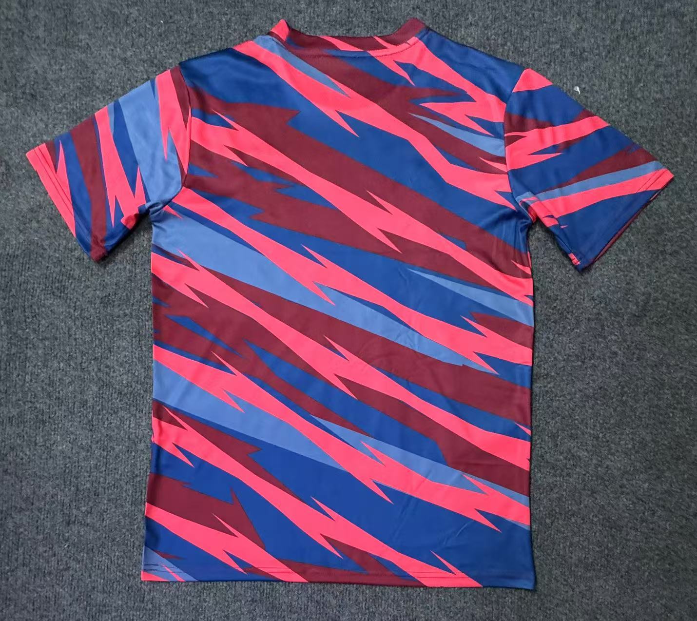 Nottingham Forest Training Man Jersey 24/25