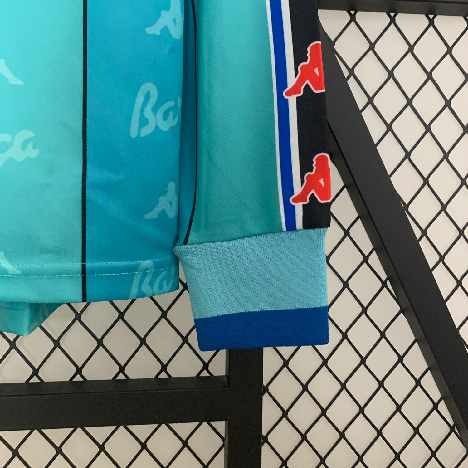 Barcelona Away Long Sleeve Retro Jersey 1996/97