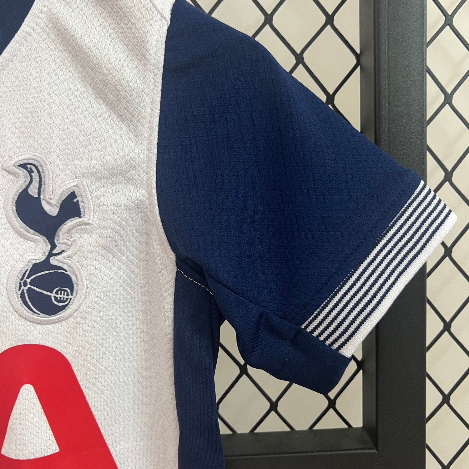 Tottenham Hotspur Winners Home Kids Suit 24/25