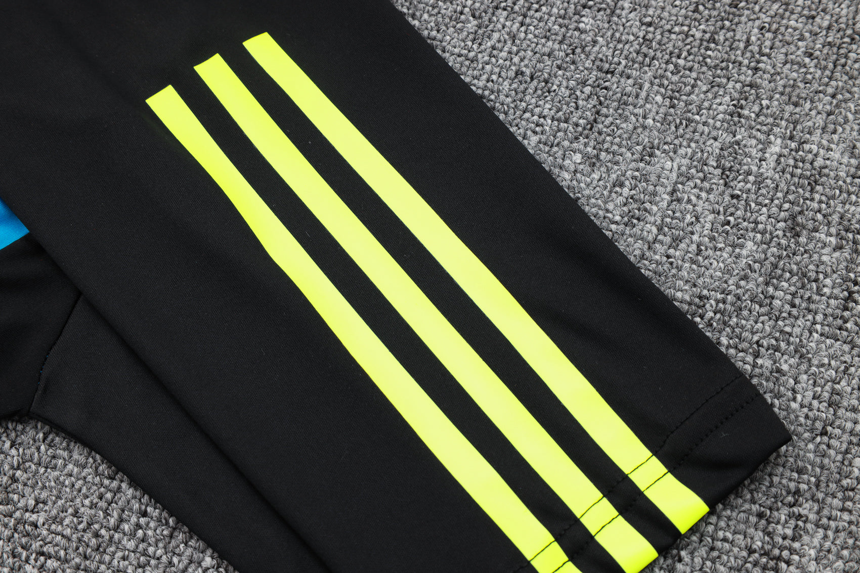 Arsenal Training Jersey 23/24