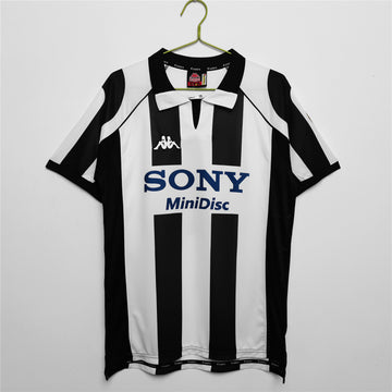Juventus Home Retro Jersey 1997/98