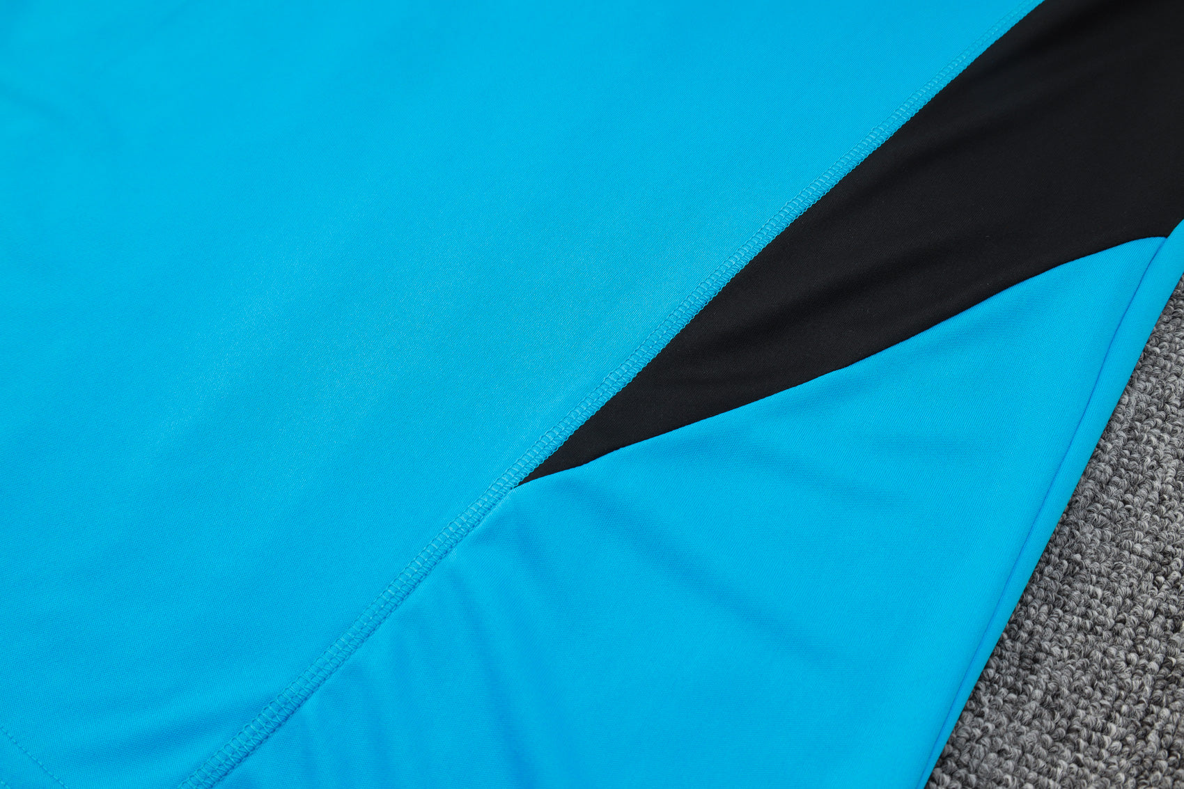 Arsenal Training Jersey 23/24