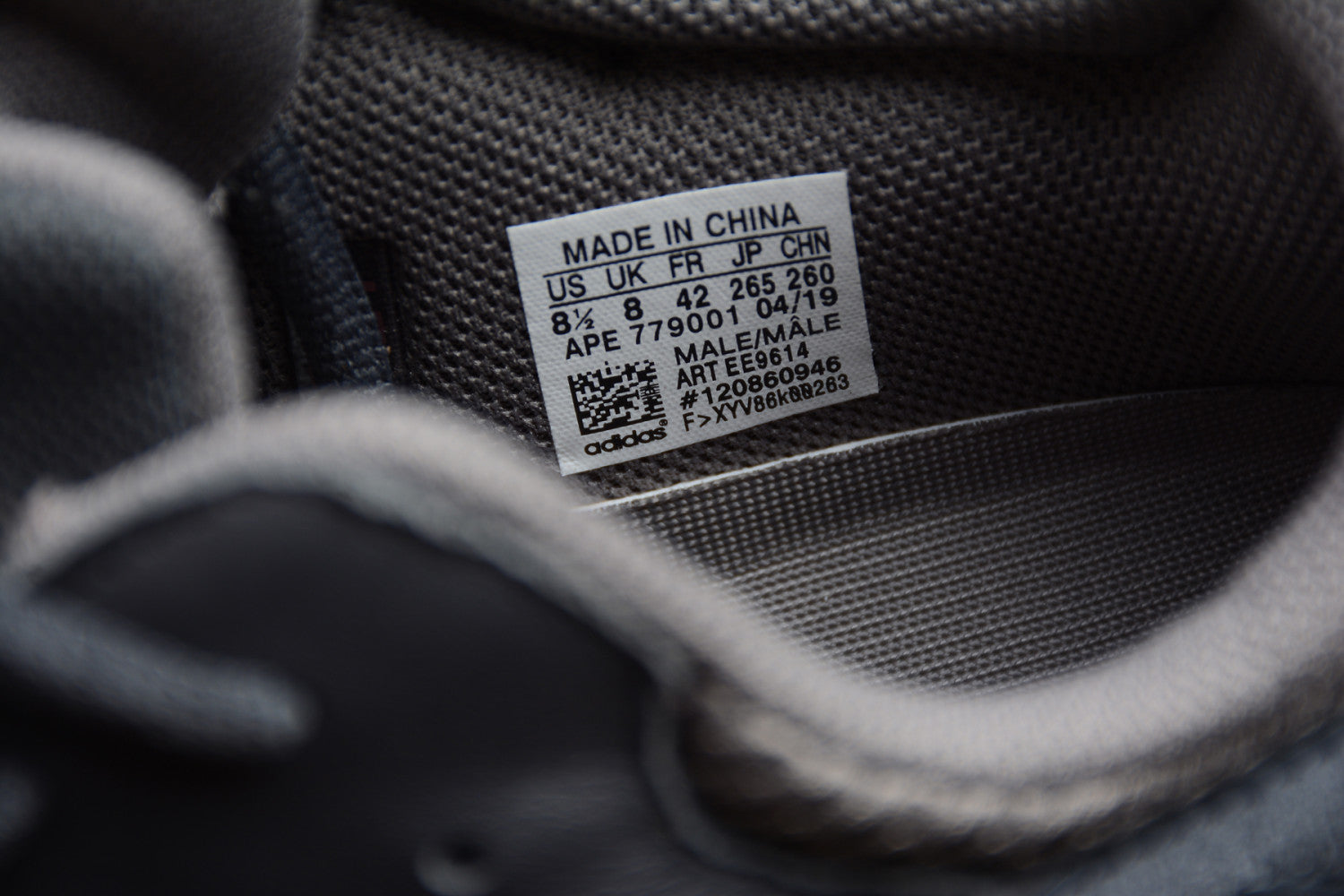 Kanye West x Adidas Yeezy Runner Boost 700 “Mauve” EE9614