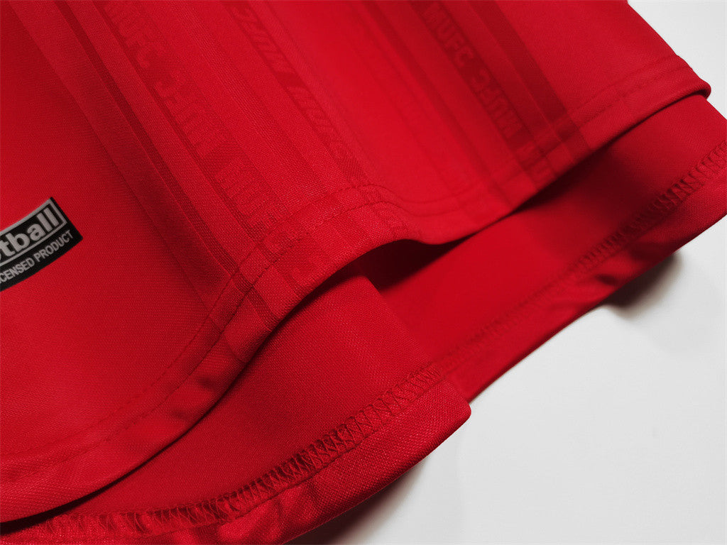 Manchester United Home Long Sleeve Retro Jersey 1999/00