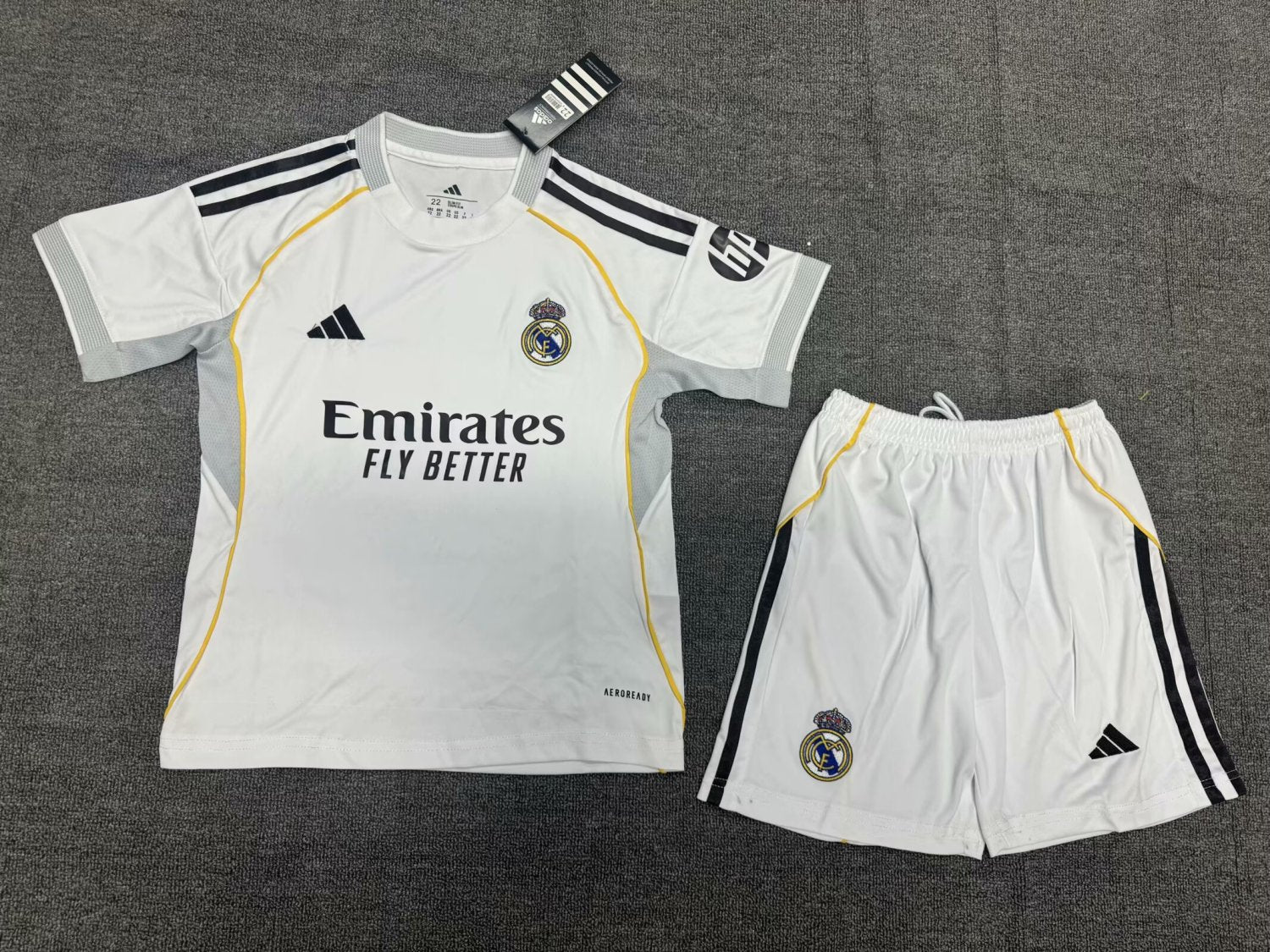 Real Madrid Home Kids Suit 25/26