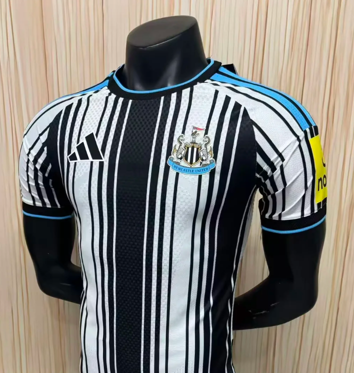 Newcastle United Man Home Player Jersey 26/27