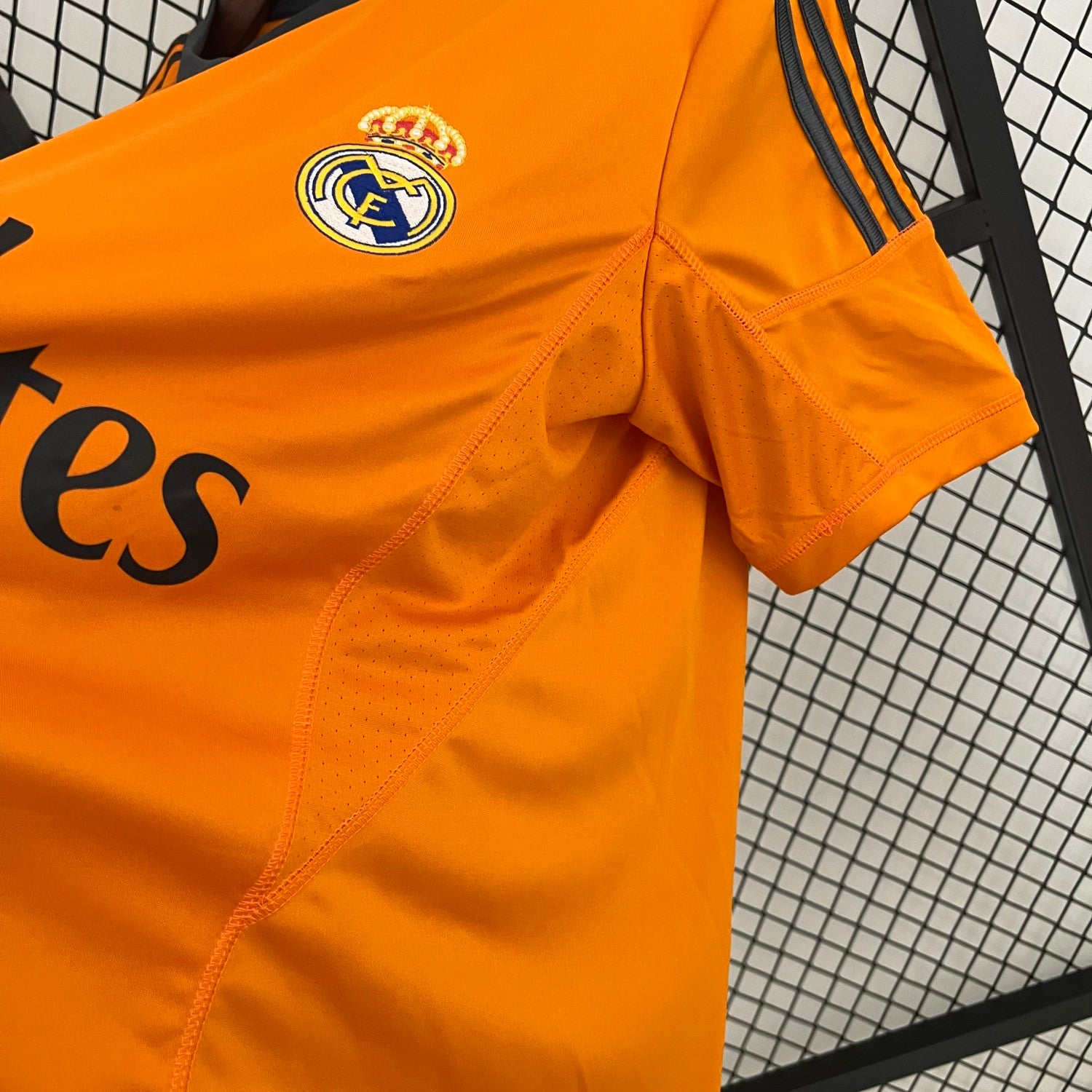 Real Madrid Third Retro Jersey 2013/14