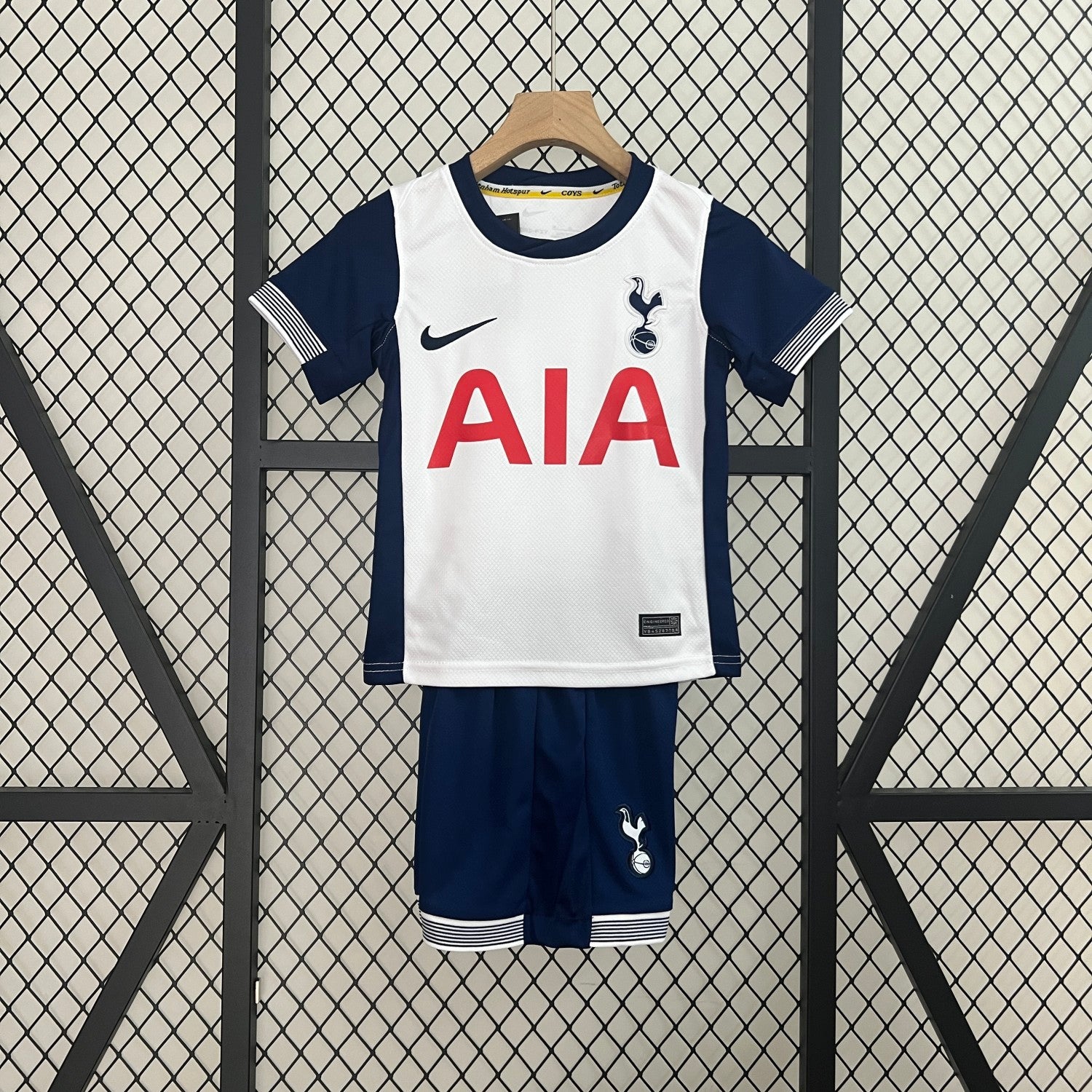 Tottenham Hotspur Winners Home Kids Suit 24/25