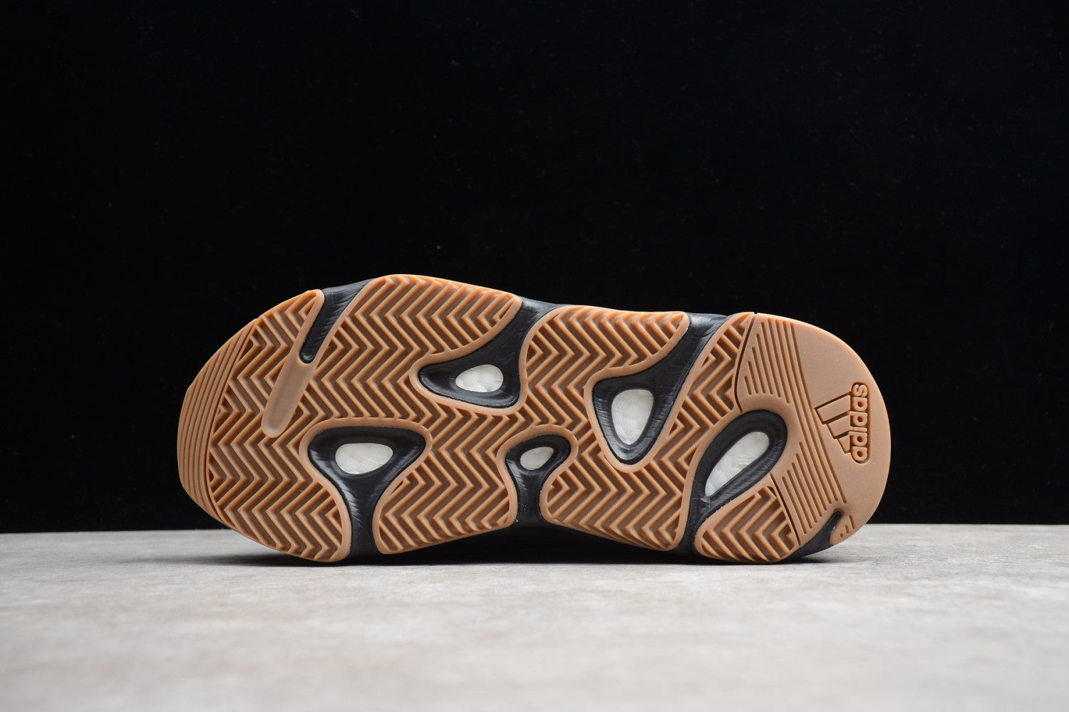 Yeezy Boost 700 Brown FV5304