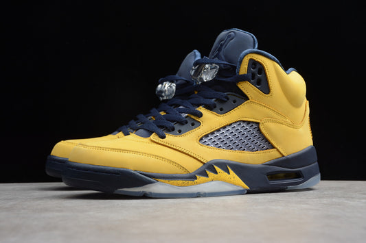 Air Jordan 5 Retro Michigan CQ9541-704