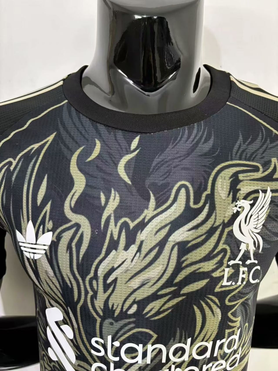 Liverpool Livebird Concept Player Version Jersey 25/26