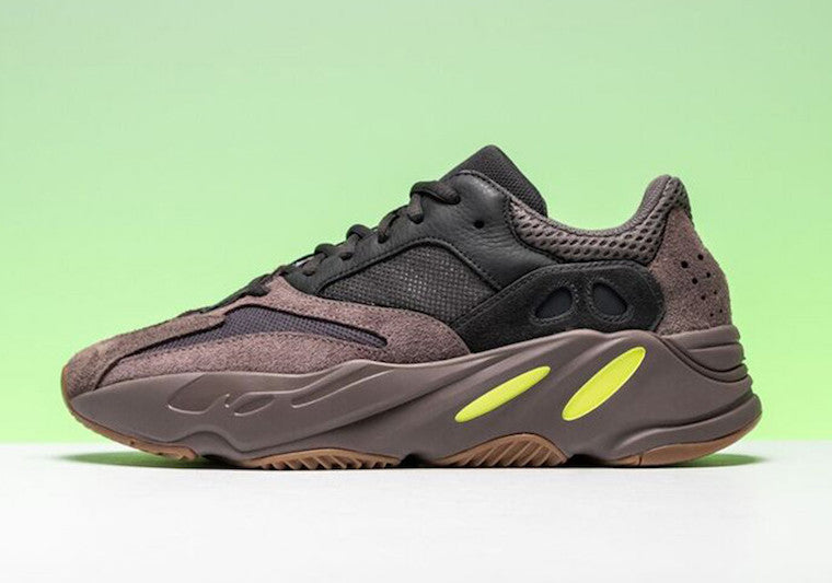 Kanye West x Adidas Yeezy Runner Boost 700 “Mauve” EE9614