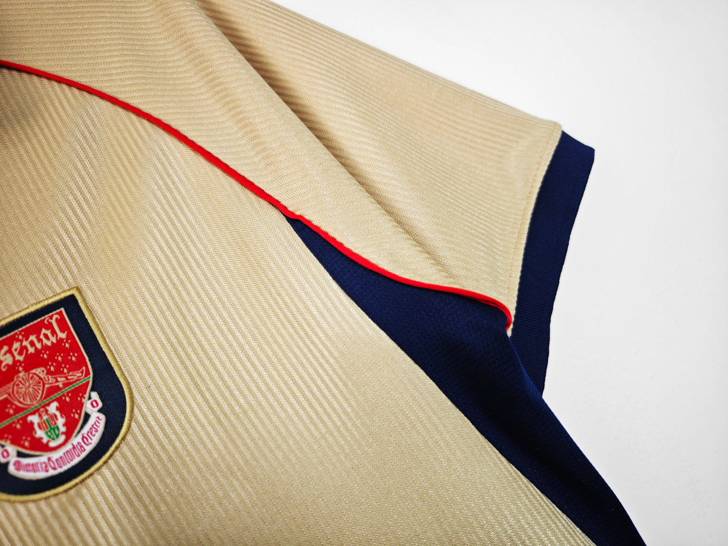 Arsenal Away Retro Jersey 2001/02
