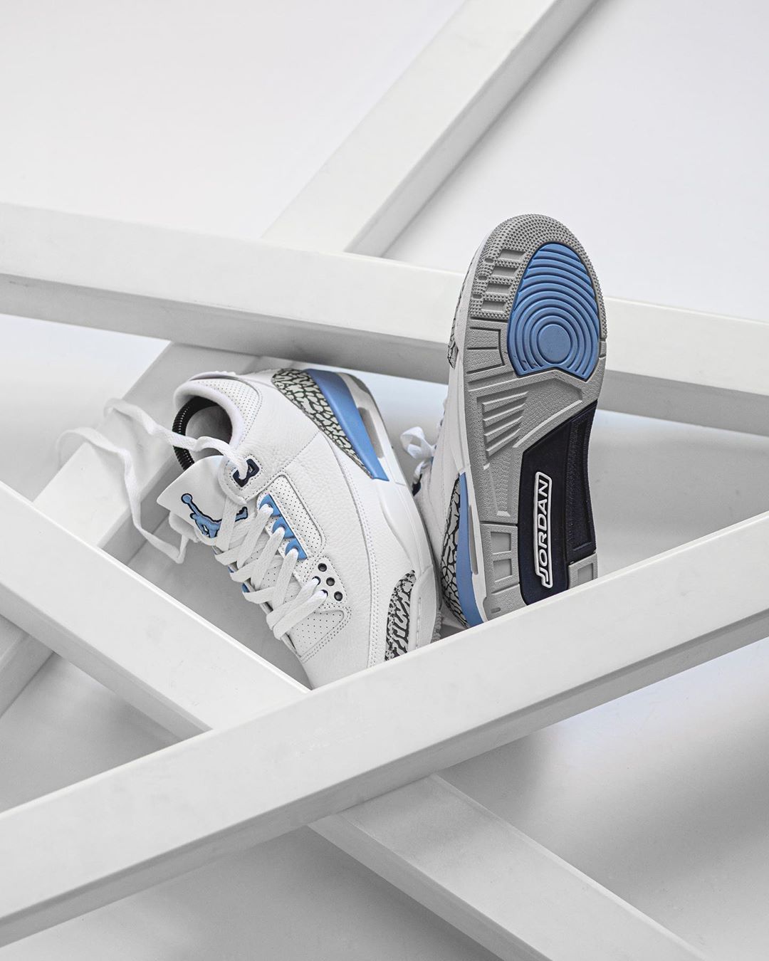 Air Jordan 3 “UNC” CT8532-104