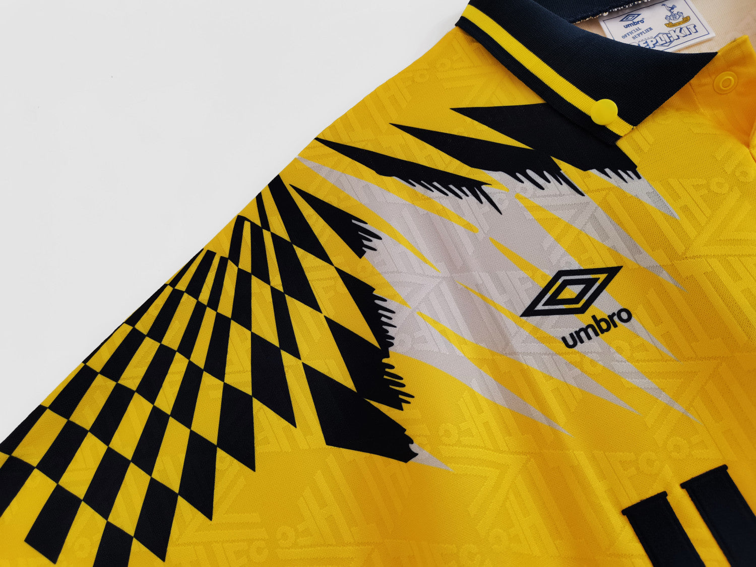 Tottenham yellow Retro Jersey 1992/94