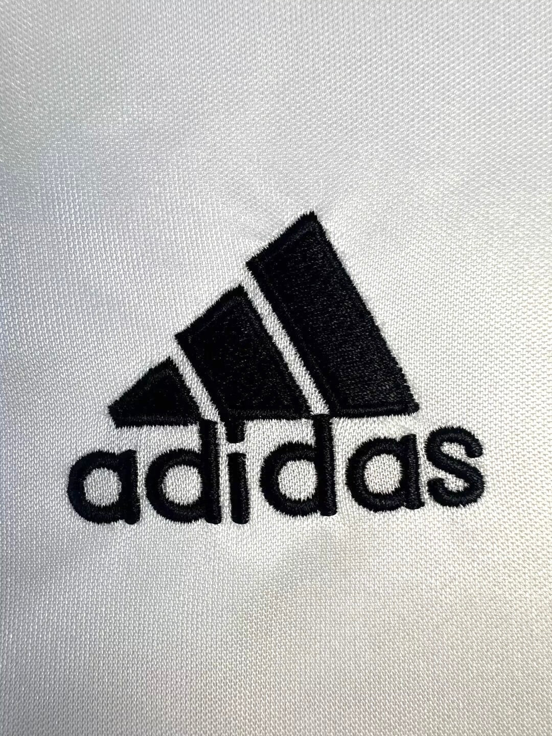 Real Madrid Home Retro Jersey 2004/05