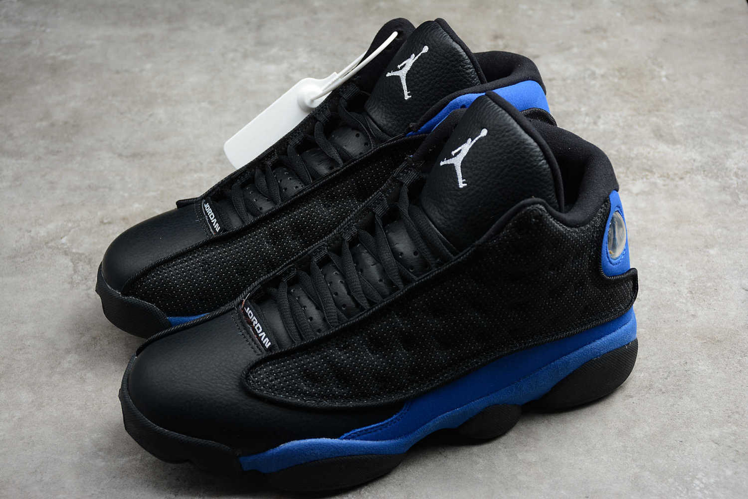 Air Jordan 13 “Hyper Royal” 414571-040
