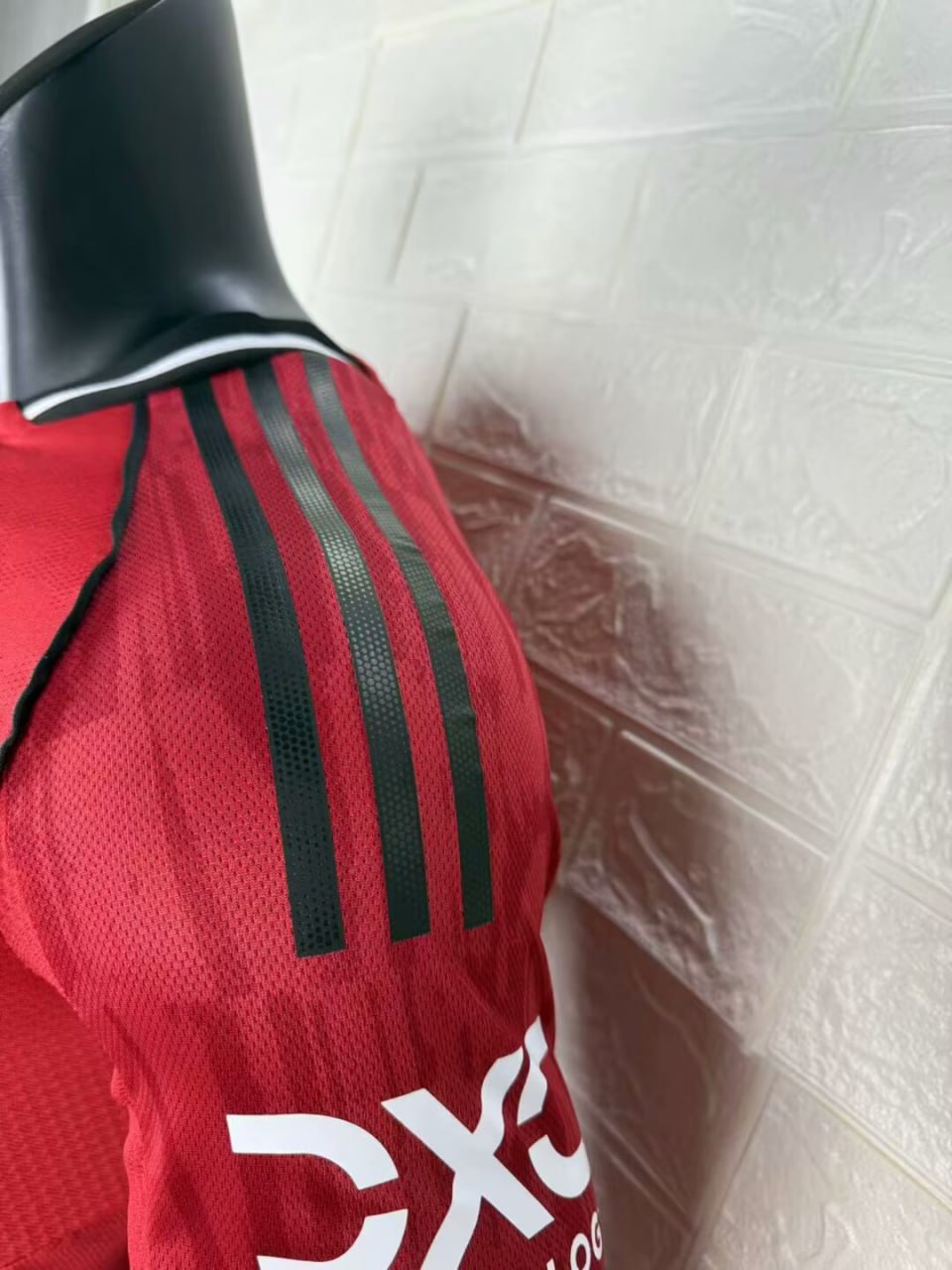 Manchester United Home Long Sleeve Player Jersey 25/26