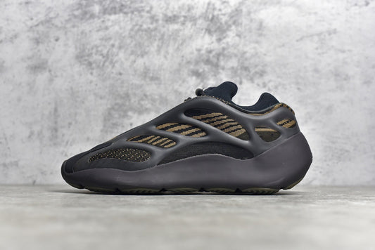 Yeezy Boost 700V3“Clay Brown” GY0189