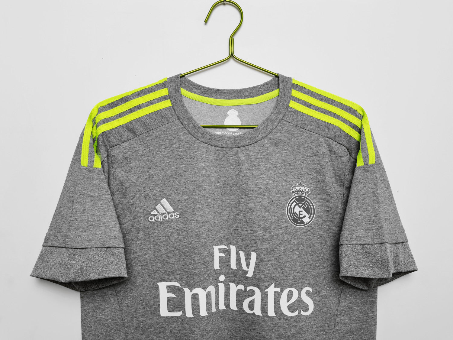 Real Madrid Away Retro Jersey 2015/16