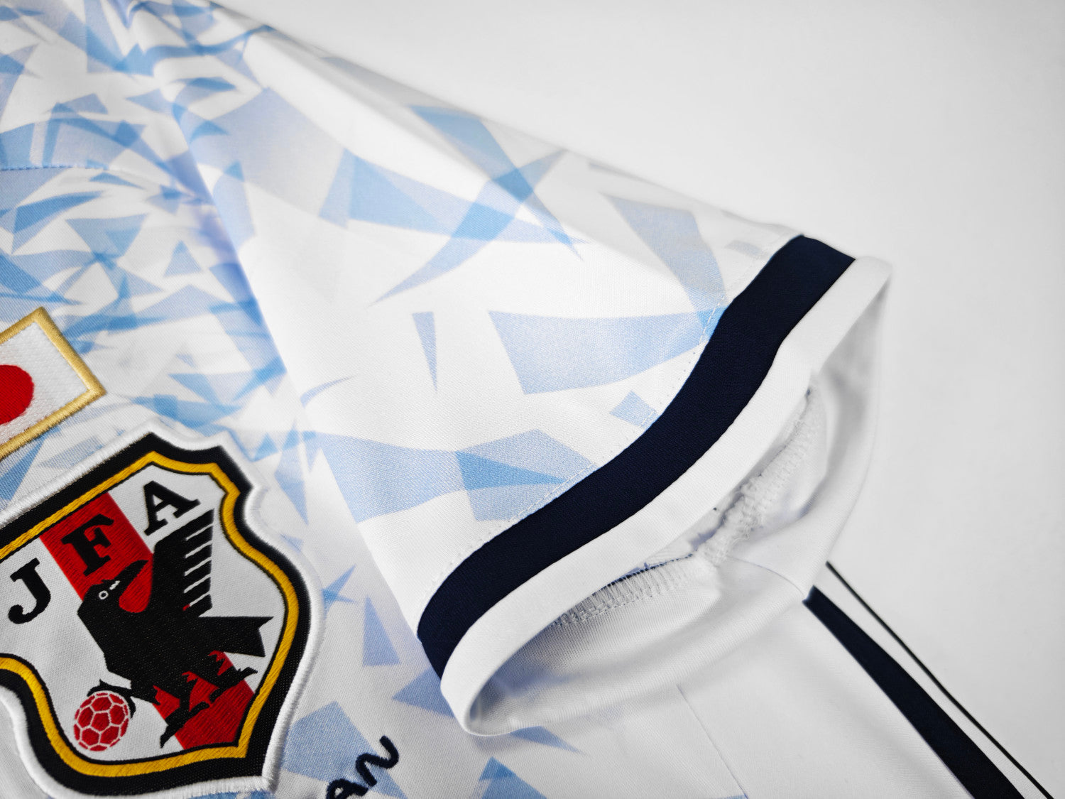 Japan Away Retro Jersey 2016/17