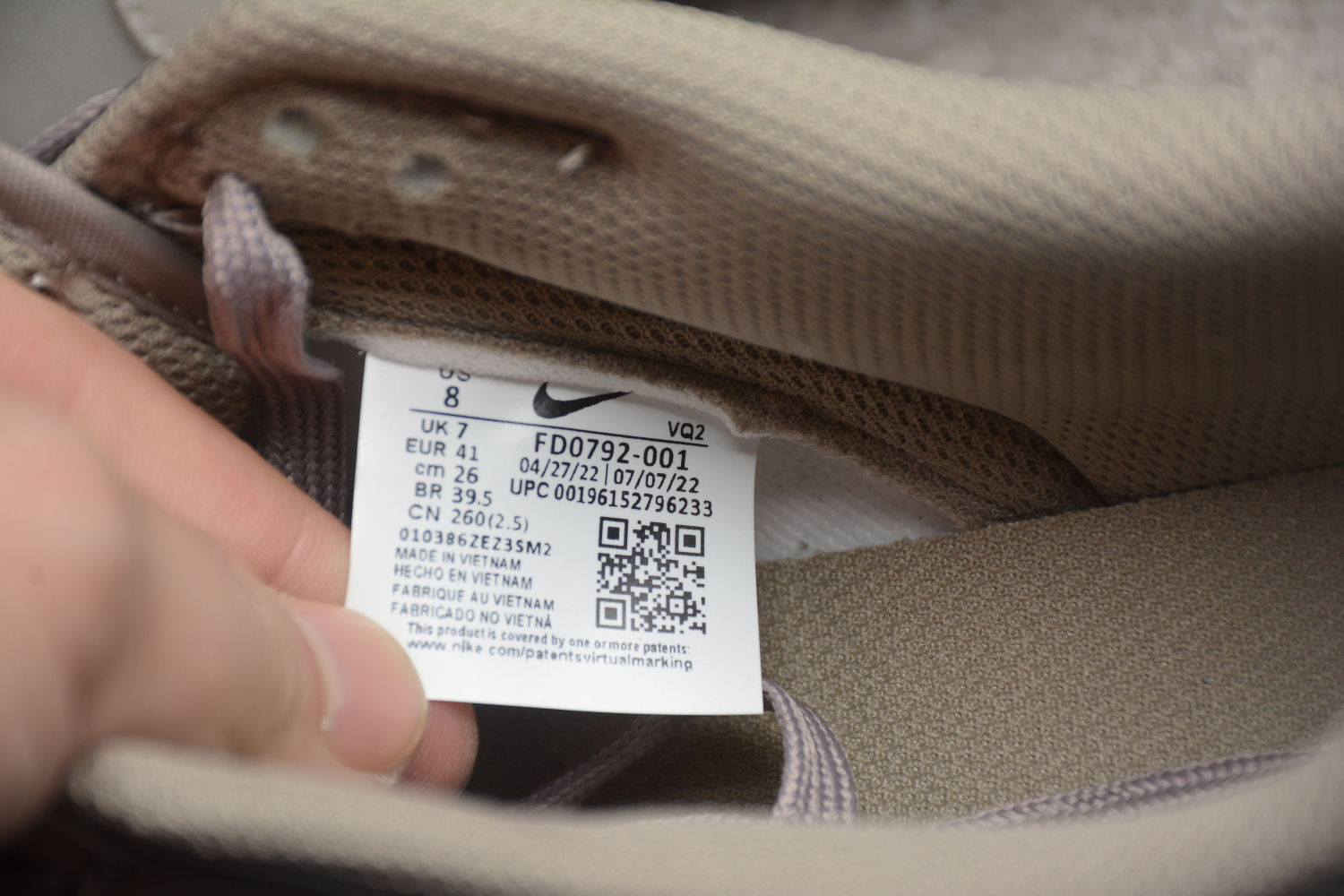 SB Dunk Low “Grey” FD0792 001