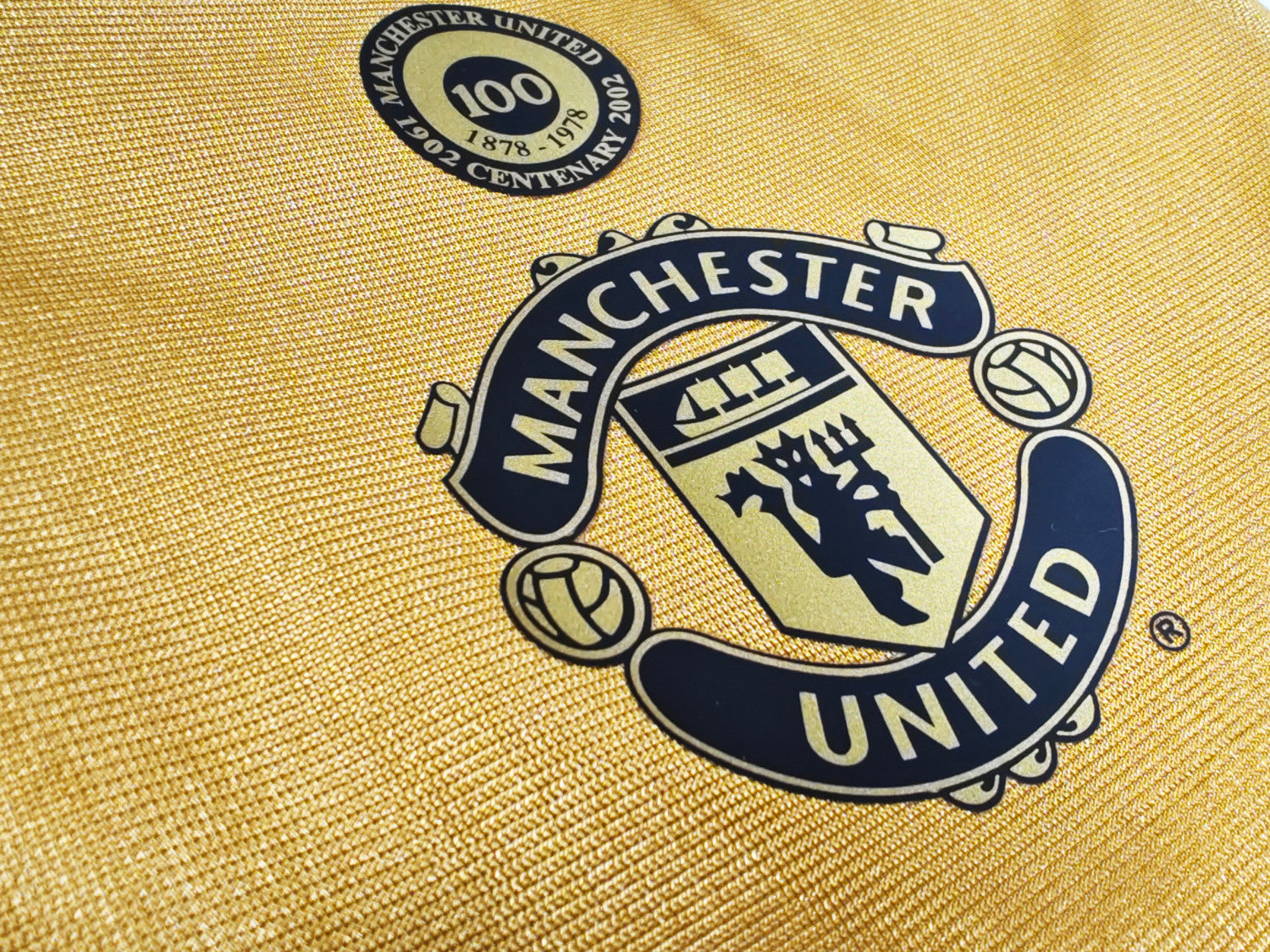 Manchester United 2001/02 Reversible Centenary Long Sleeve Retro Jersey