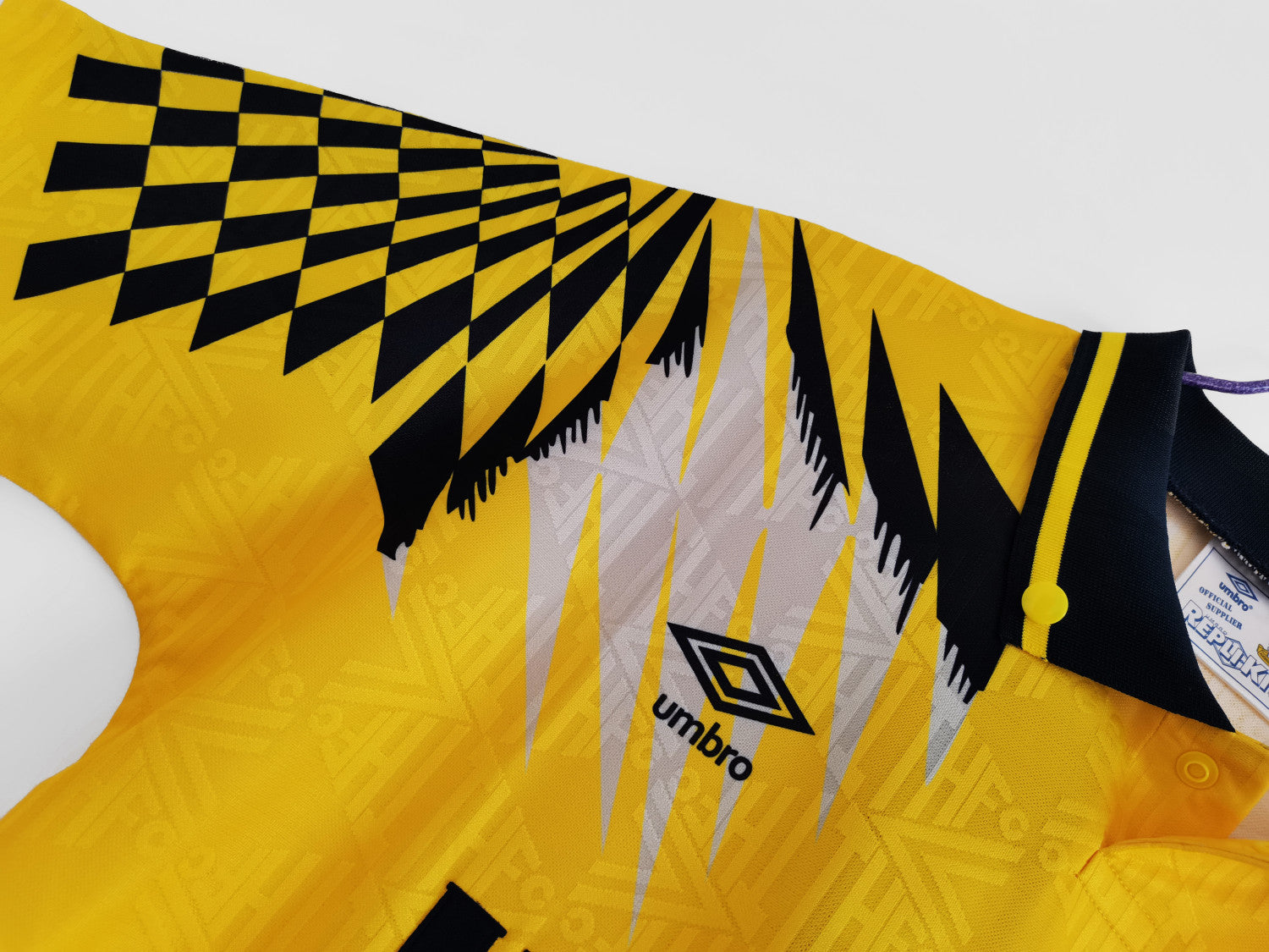 Tottenham yellow Retro Jersey 1992/94