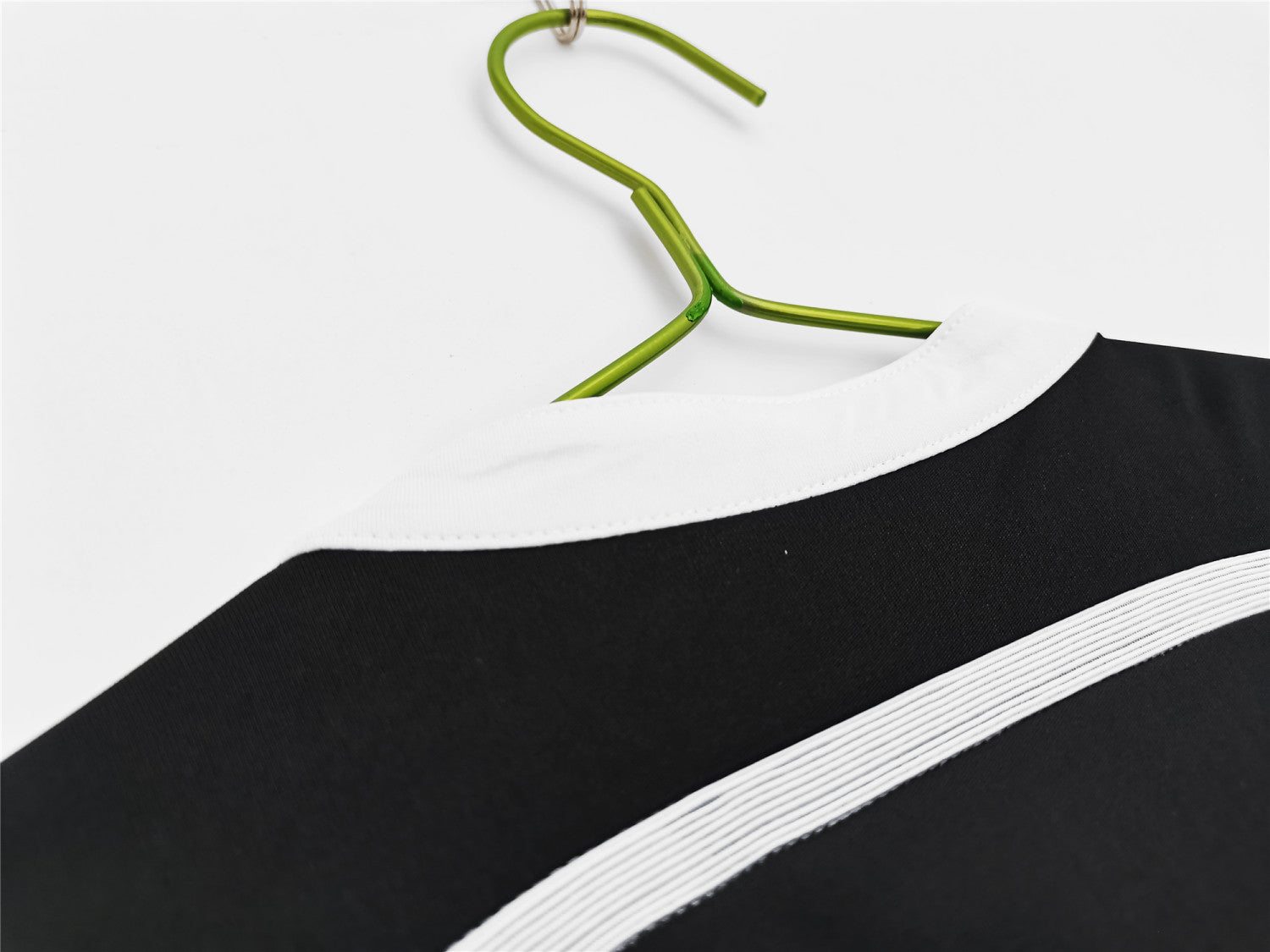 Real Madrid Third Long Sleeve Retro Jersey 2014/15