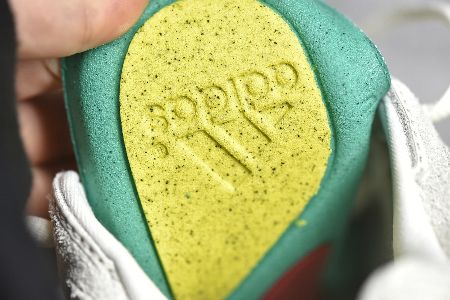 Yeezy 500 “Bone White” FV3573