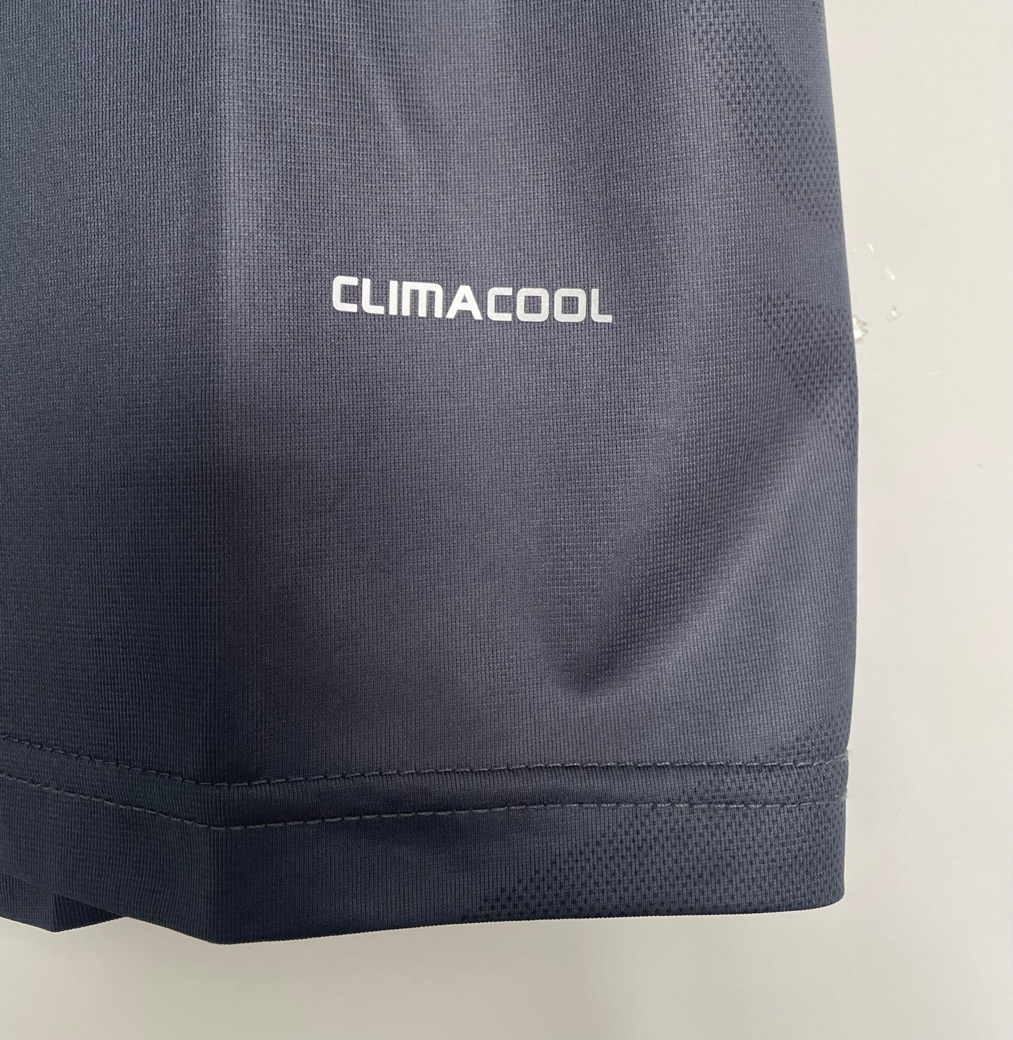 Liverpool Away Retro Jersey 2009/10