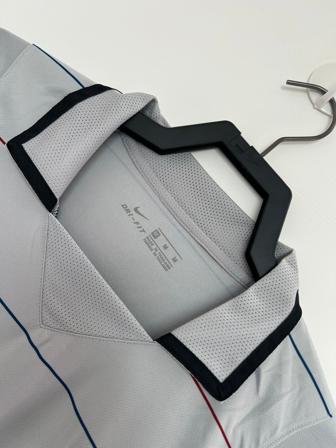 Barcelona Away Retro Jersey 2003/04