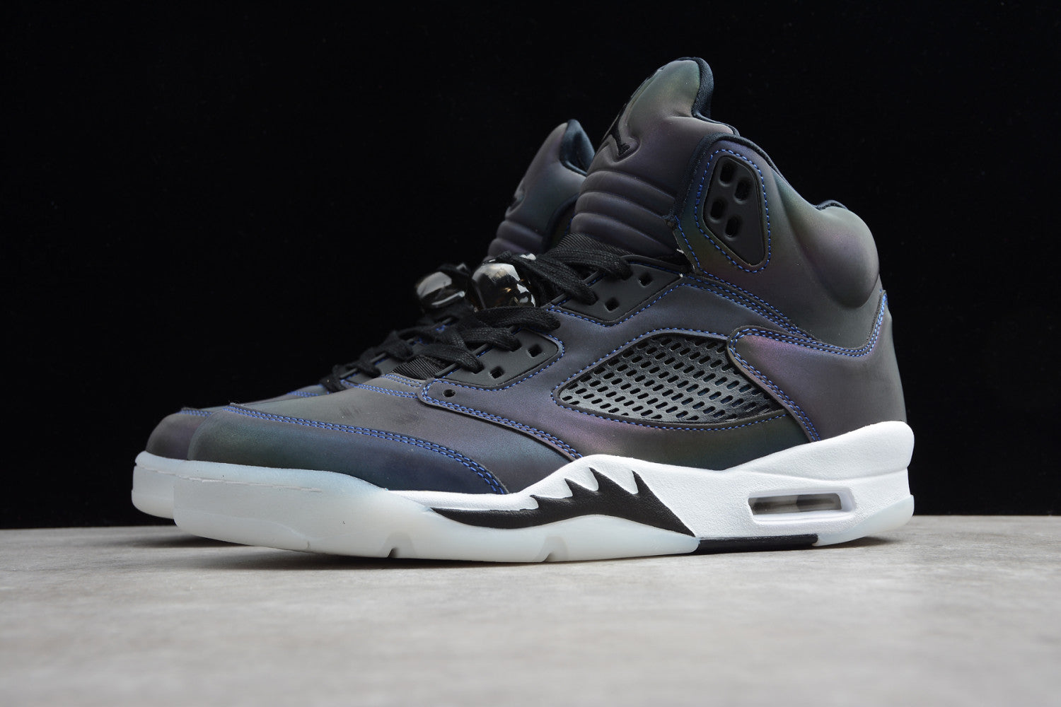 Air Jordan 5 WMNS “Oil Grey” CD2722-001