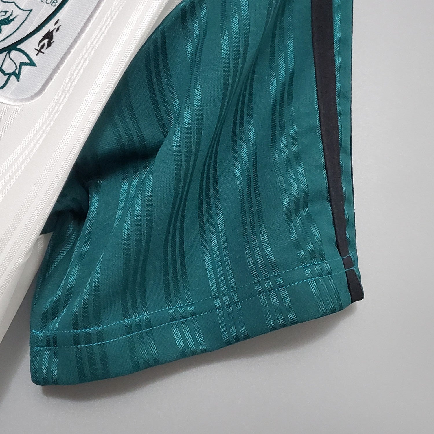 Liverpool Away Retro Jersey 95/96