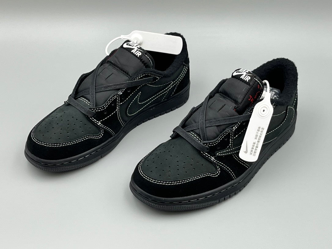 Travis Scott x Air Jordan 1 Black