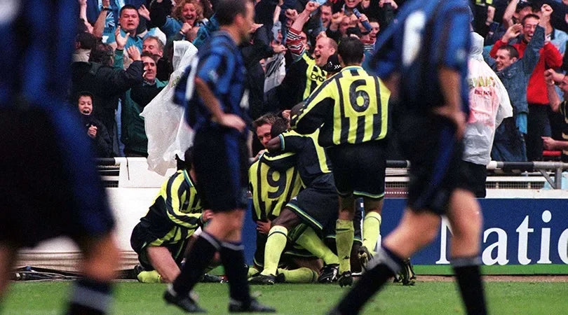 Manchester City Away Retro Jersey 98/99