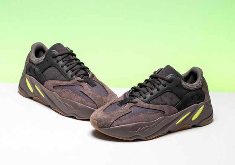 Kanye West x Adidas Yeezy Runner Boost 700 “Mauve” EE9614